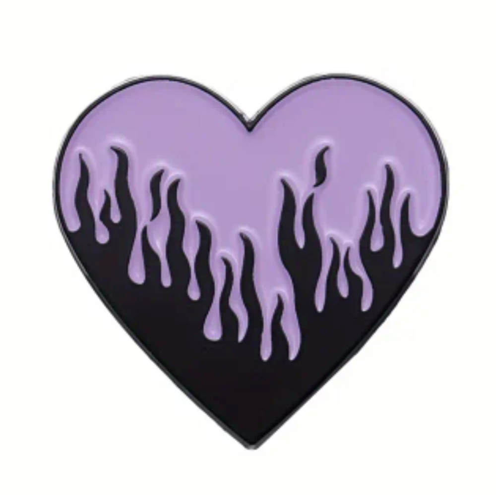 💜 Black Flame Violet Heart Pin